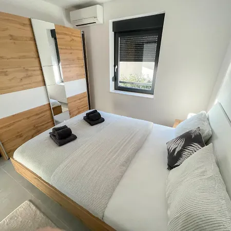 Apartment Anchora - Near Family-friendly *