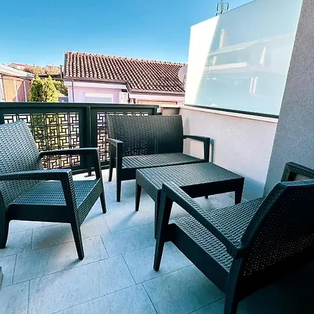 Anchora - Near Family-friendly Apartment *
