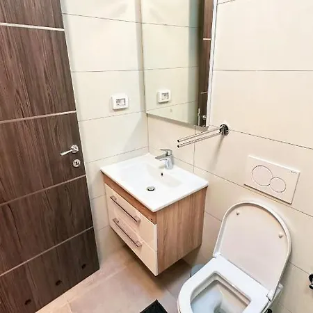 Anchora - Near Family-friendly *